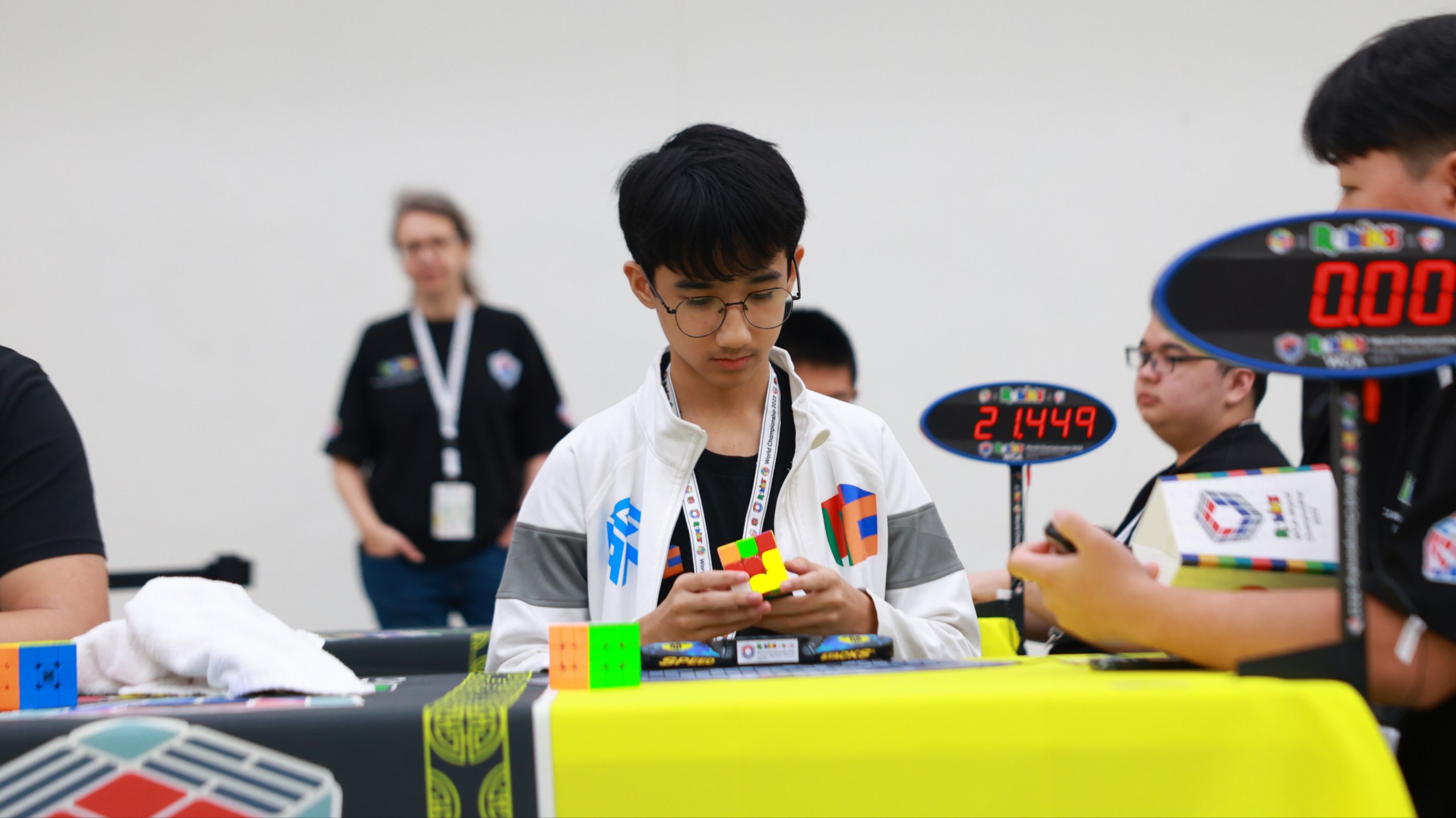 رکورد روبیک 4×4 آسیا شکسته شد